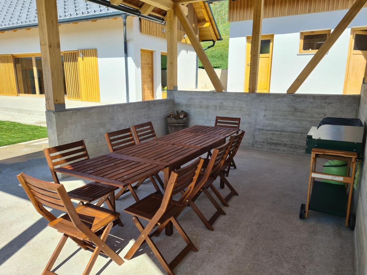 Hisa Sonca Toti Breg Guest House Svecina Bagian luar foto