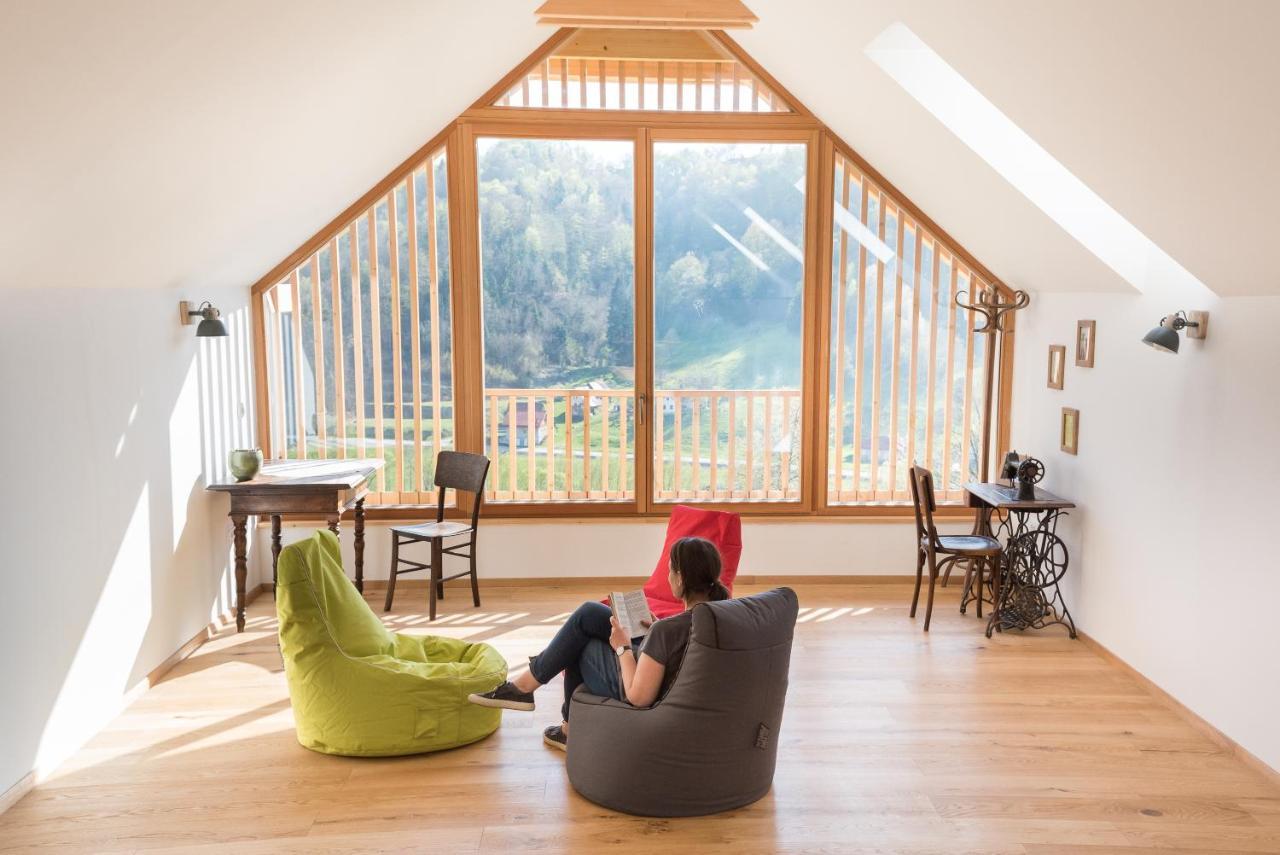 Hisa Sonca Toti Breg Guest House Svecina Bagian luar foto