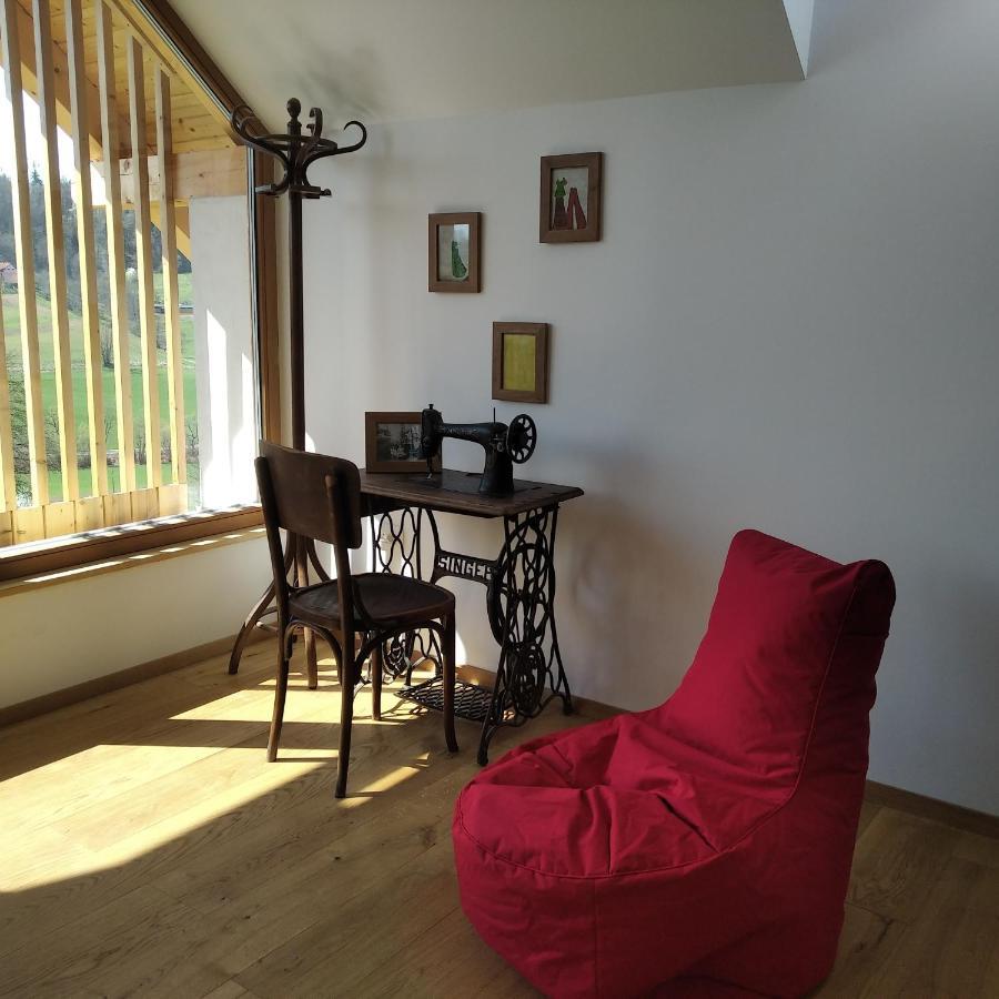 Hisa Sonca Toti Breg Guest House Svecina Bagian luar foto